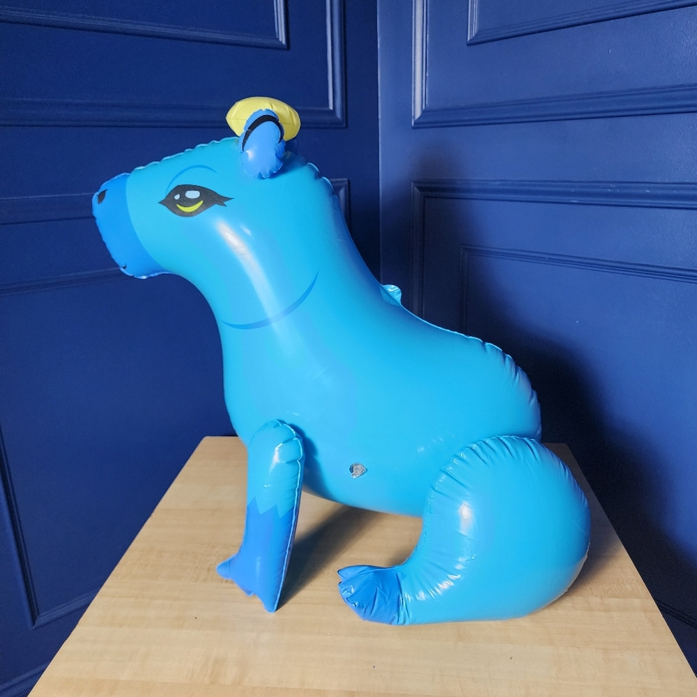 Capybara 24" Inflatable - 12 Pack - Picture 4 of 7